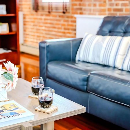 Jennifer'S Riverfront Foundry Apartment Downtown โพรวิเดนซ์ ภายนอก รูปภาพ