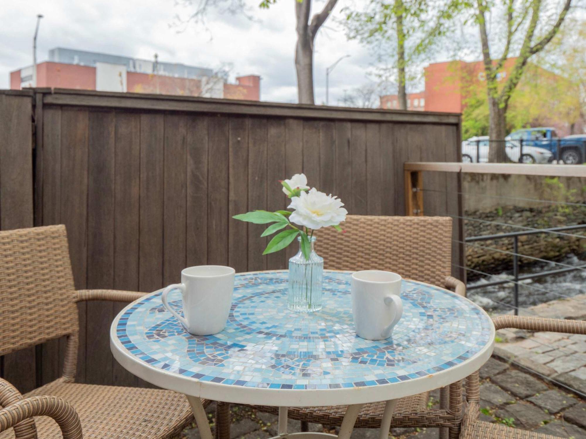 Jennifer'S Riverfront Foundry Apartment Downtown โพรวิเดนซ์ ภายนอก รูปภาพ