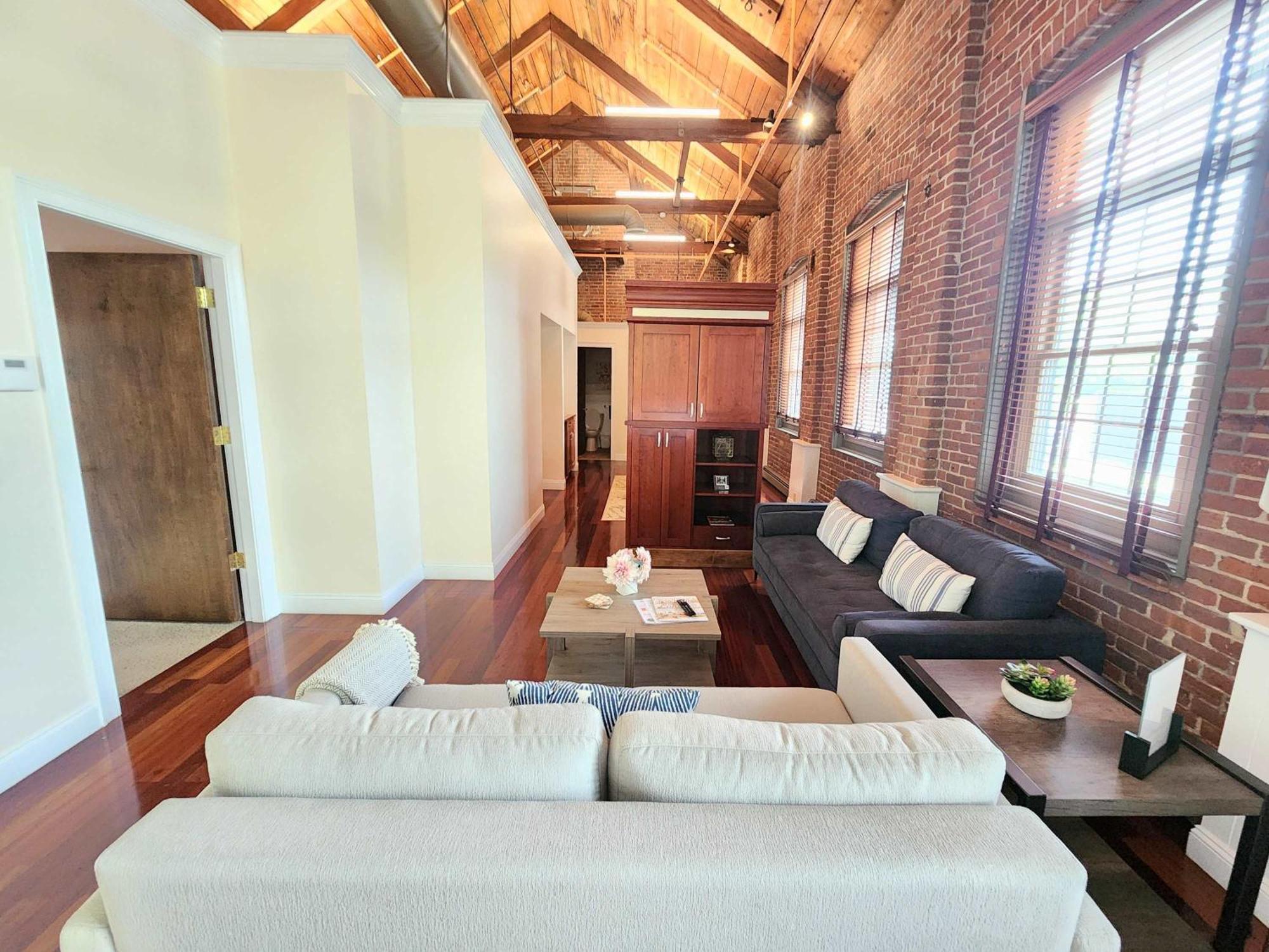 Jennifer'S Riverfront Foundry Apartment Downtown โพรวิเดนซ์ ภายนอก รูปภาพ
